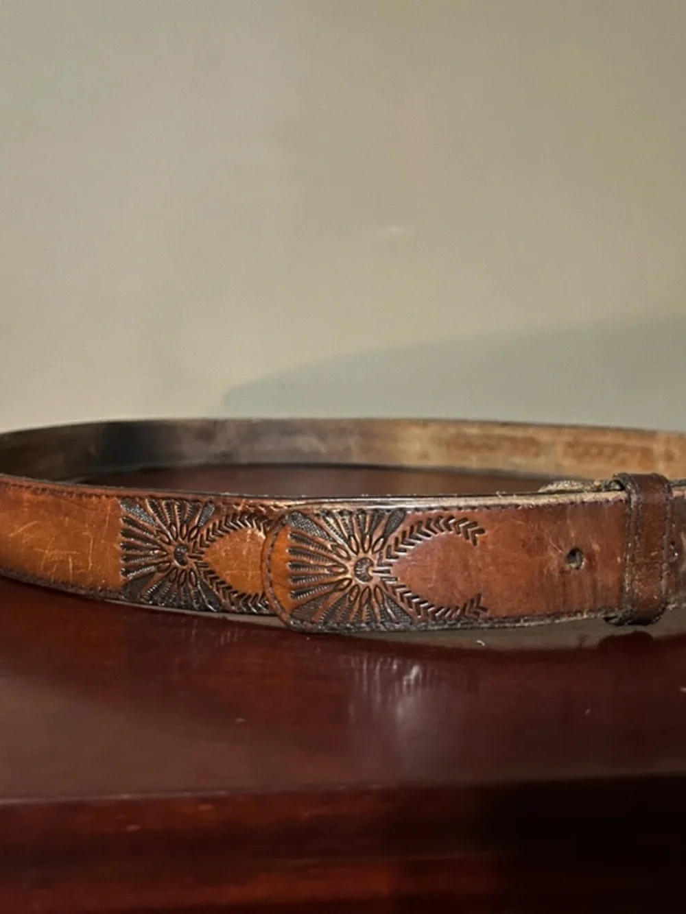 Men's Vintaga Brown Tooled Leather Belt - Western Style